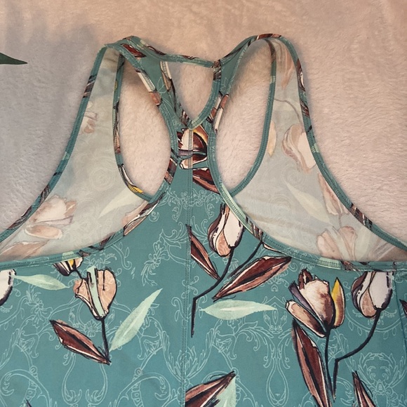 Cute CALIA Racer Back Tank Top Size M Great Condition - Picture 6 of 6